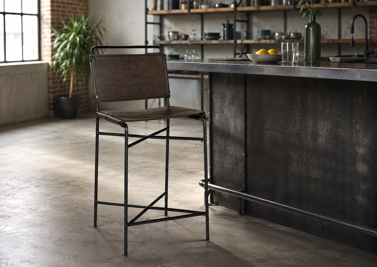 Besiana Stool
