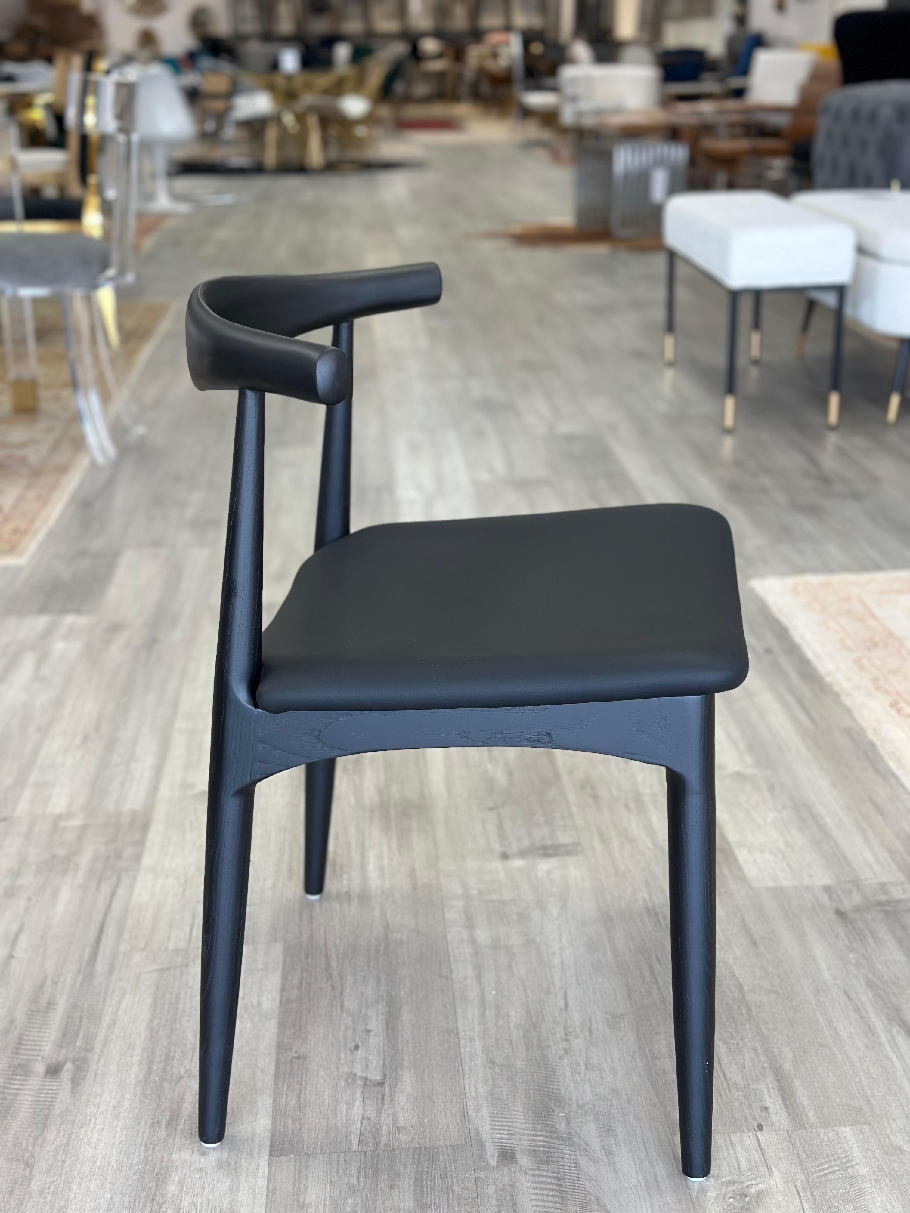 Elbow Armless Chair