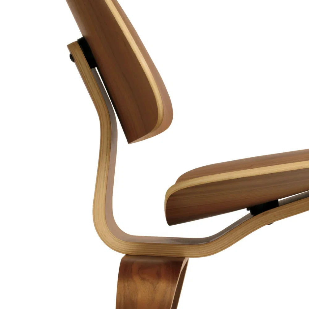 Charles Eames Lounge Chair