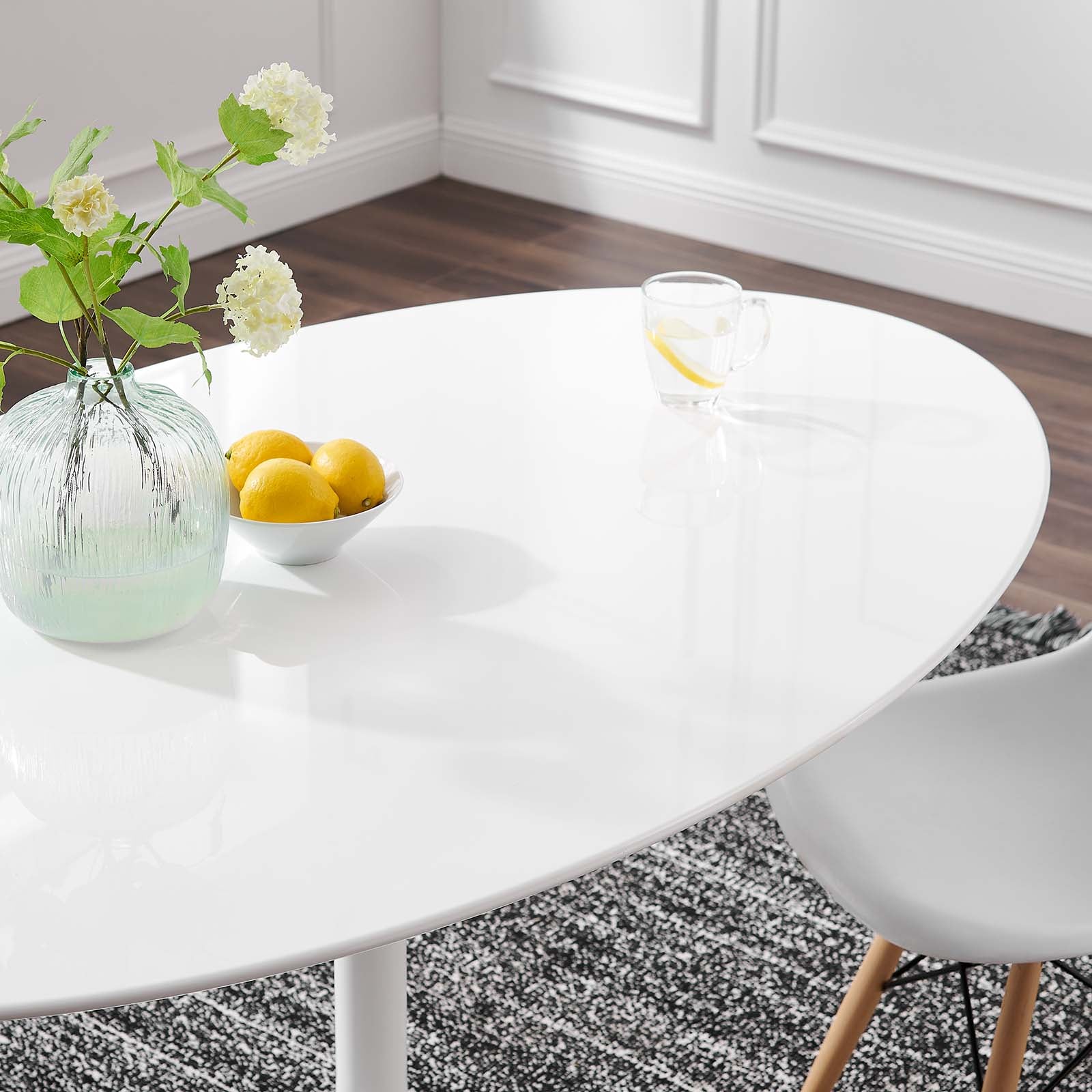 White Lacquer Tulip Dining Table (Oval)