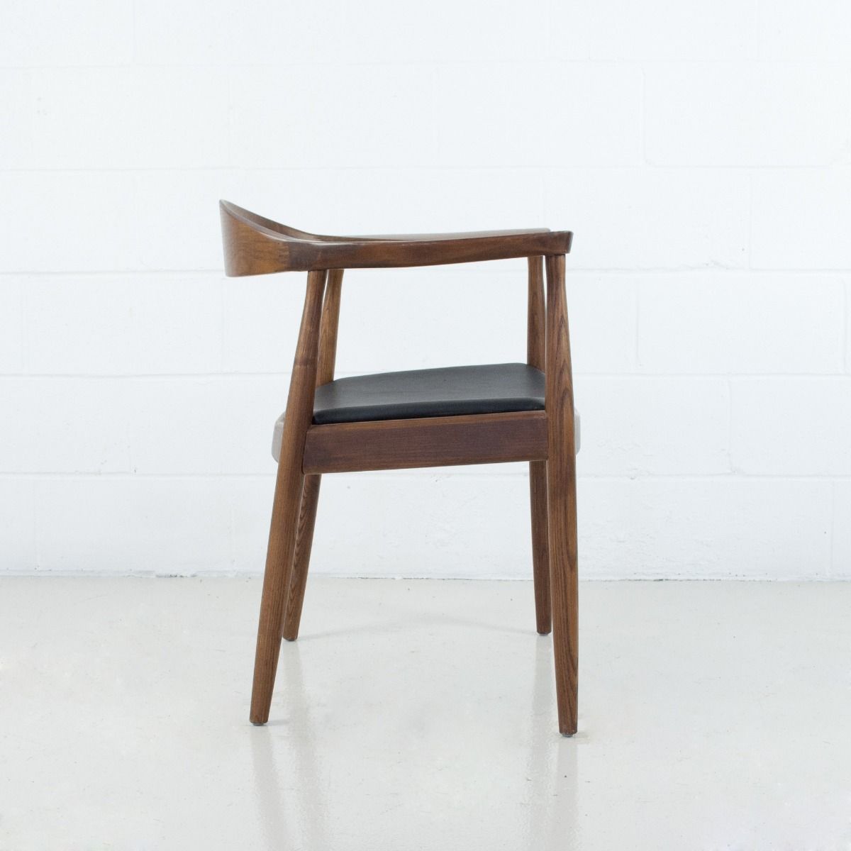 CH20 Elbow Armchair