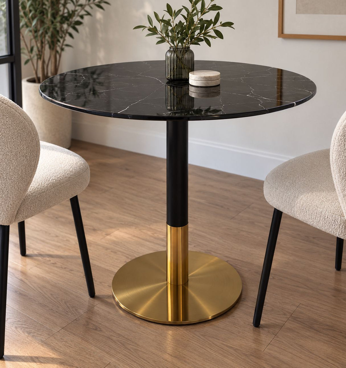 Ruby Round Dining Table II (31.5")