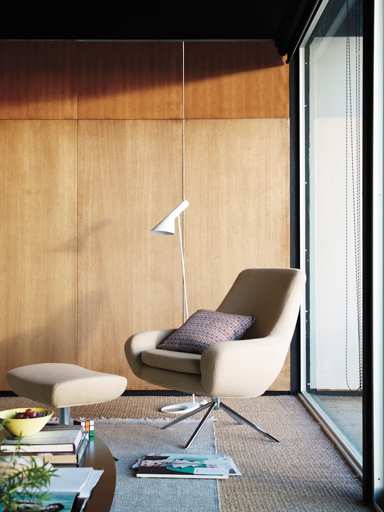 AJ Floor Lamp